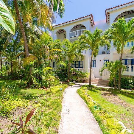 Franklyn D Resort & Spa All Inclusive Runaway Bay Buitenkant foto
