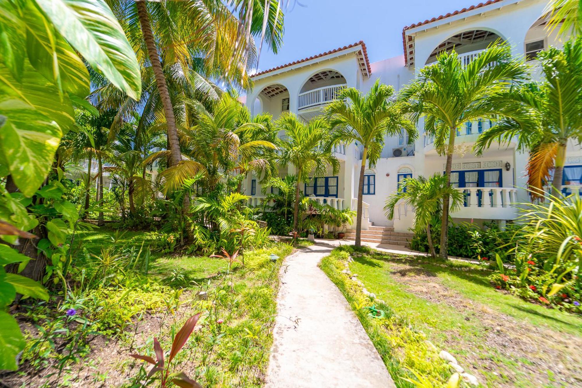 Franklyn D Resort & Spa All Inclusive Runaway Bay Buitenkant foto