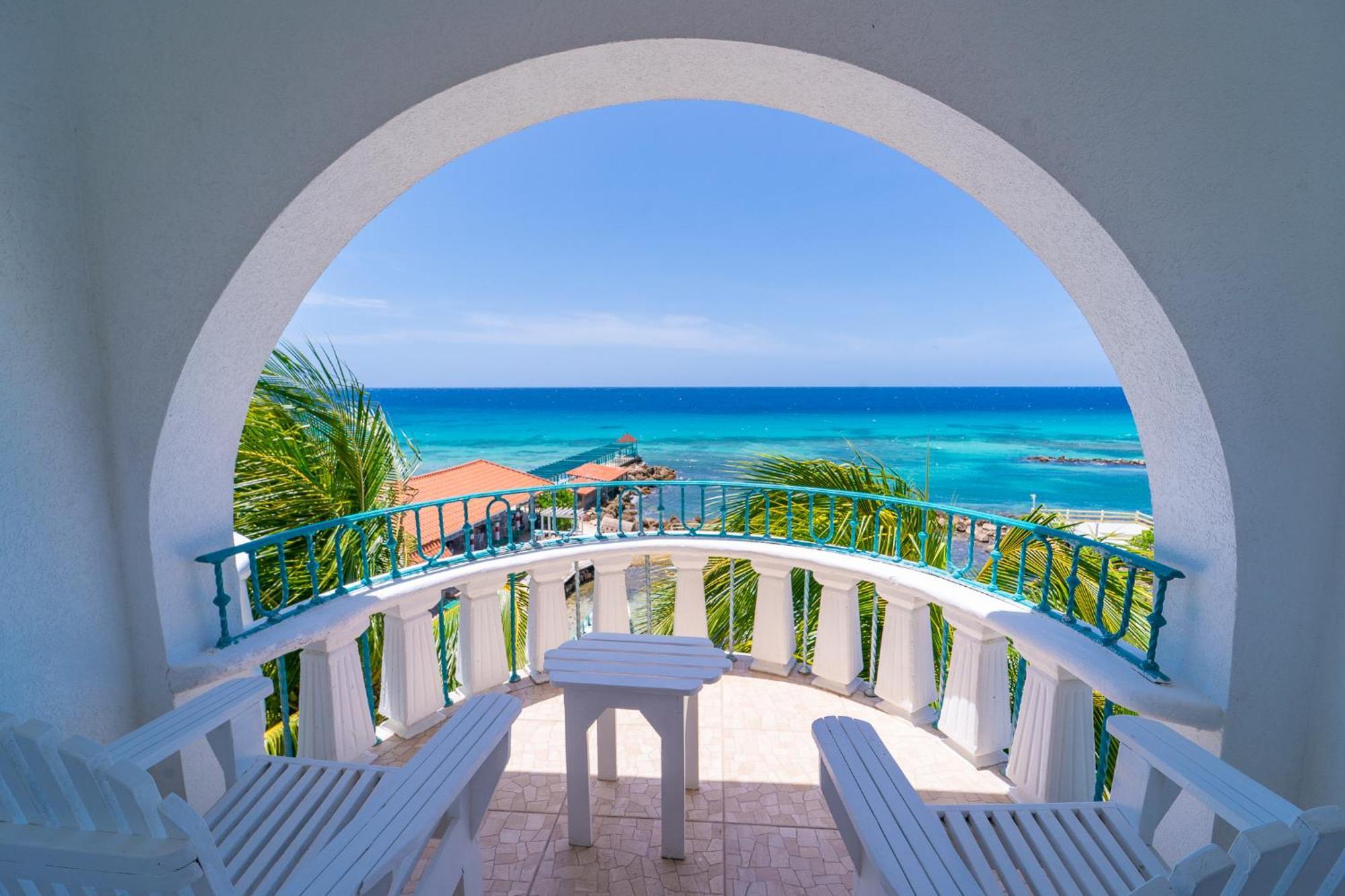 Franklyn D Resort & Spa All Inclusive Runaway Bay Buitenkant foto