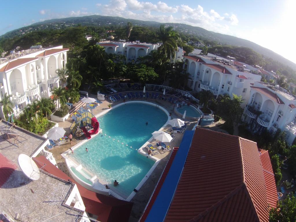 Franklyn D Resort & Spa All Inclusive Runaway Bay Buitenkant foto