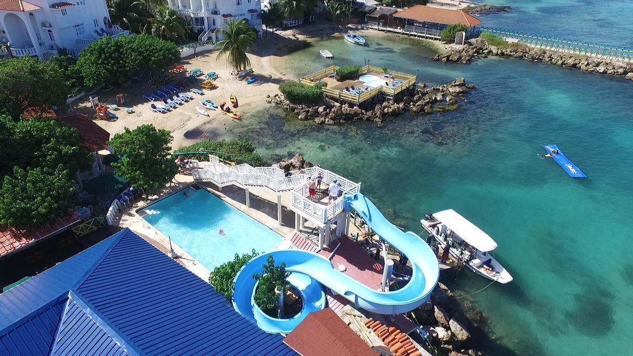 Franklyn D Resort & Spa All Inclusive Runaway Bay Buitenkant foto